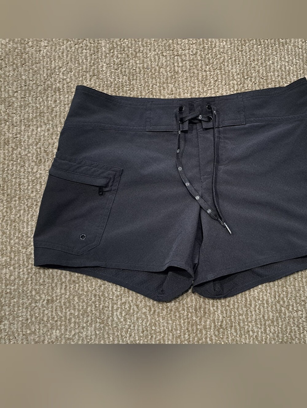 Athleta Womens's Black Board Or Swim Shorts
